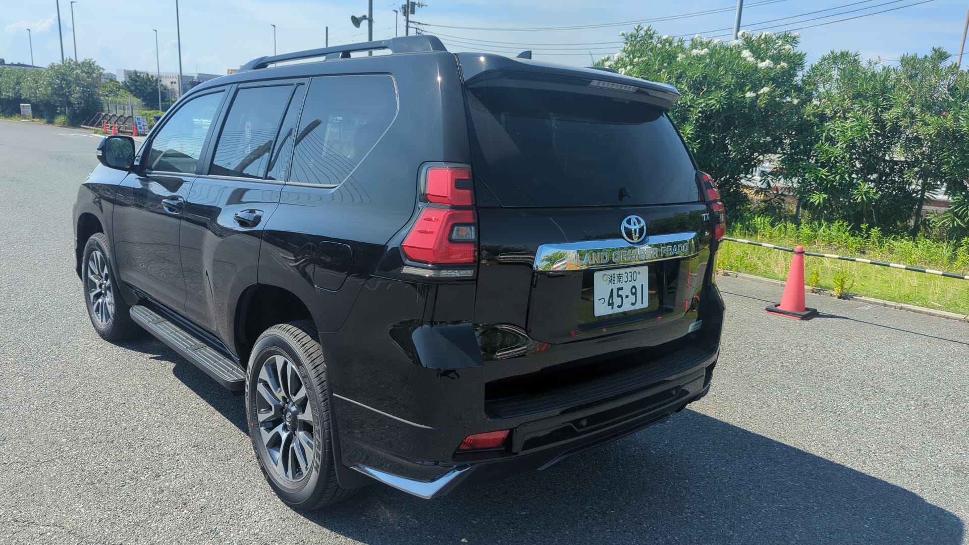 2022 TOYOTA LAND CRUISER PRADO